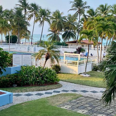 Hobie Oceanfront Apartment At Isla Verde San Juan Exterior foto