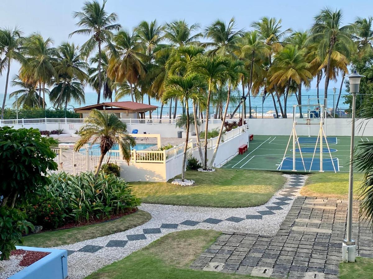 Hobie Oceanfront Apartment At Isla Verde San Juan Exterior foto