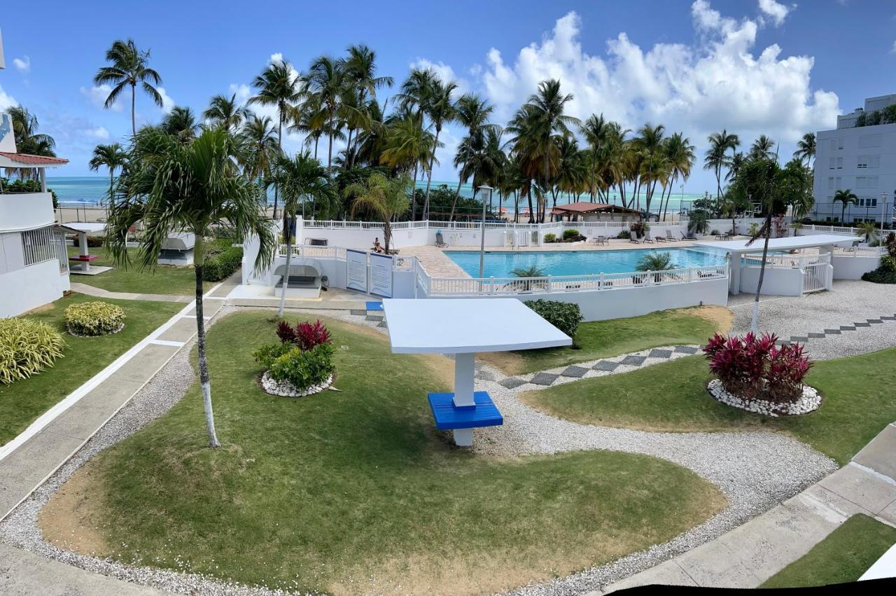 Hobie Oceanfront Apartment At Isla Verde San Juan Exterior foto